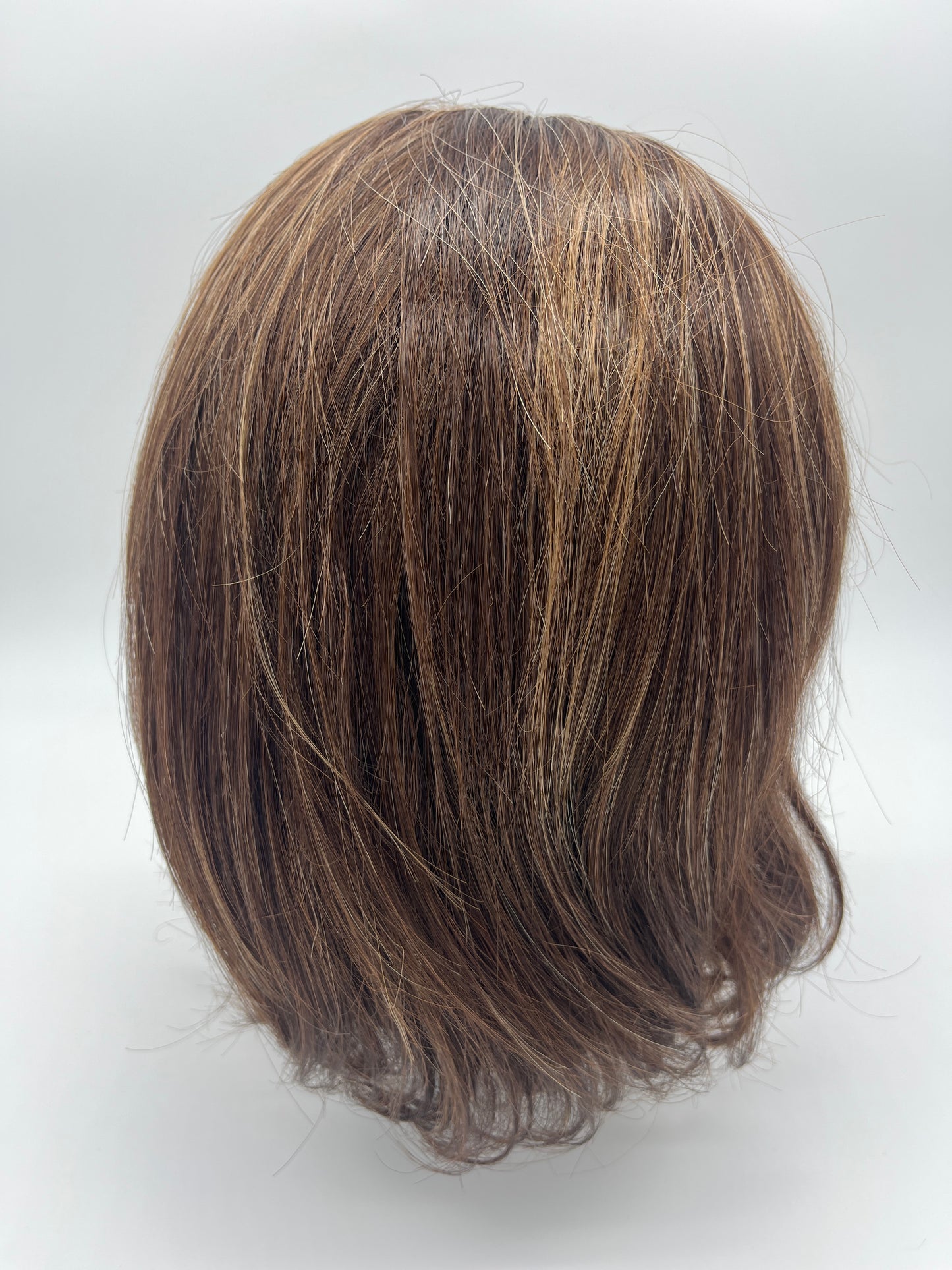 Wig Medium Length (Brown)