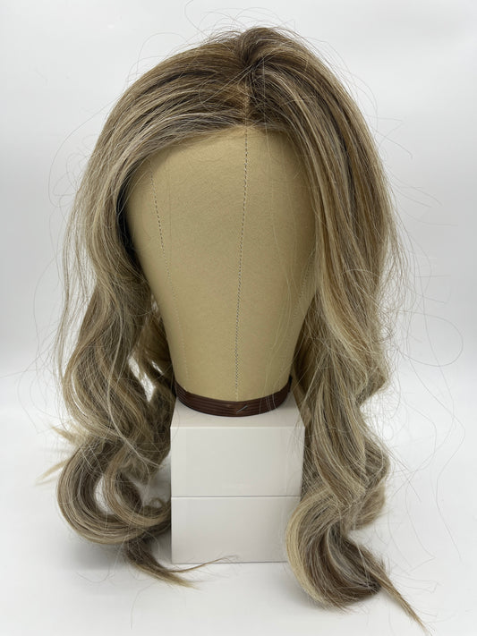 Wig Long Length (Ash Blonde)